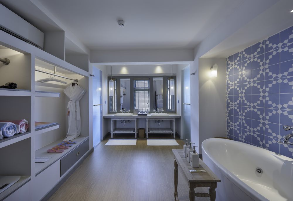 Duplex Lagoon Villa at Cora Cora, view 3